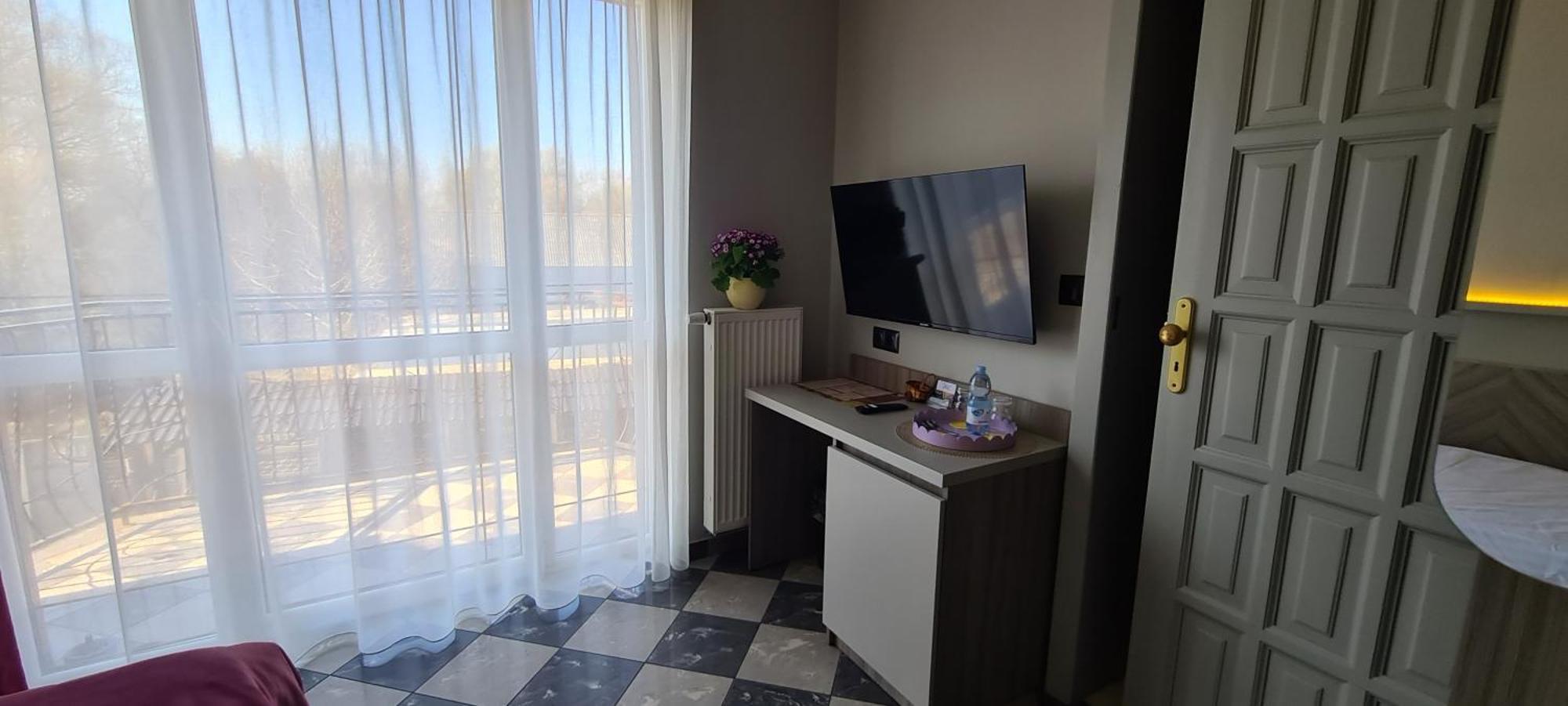 Pokoje Goscinne Gum-Bar Biskupice  Ruang foto